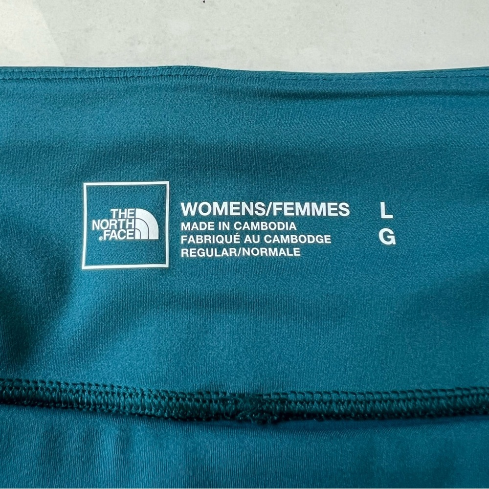 THE NORTH FACE Arque Shorts in Blue Coral, Size L, NWT - Picture 12 of 16